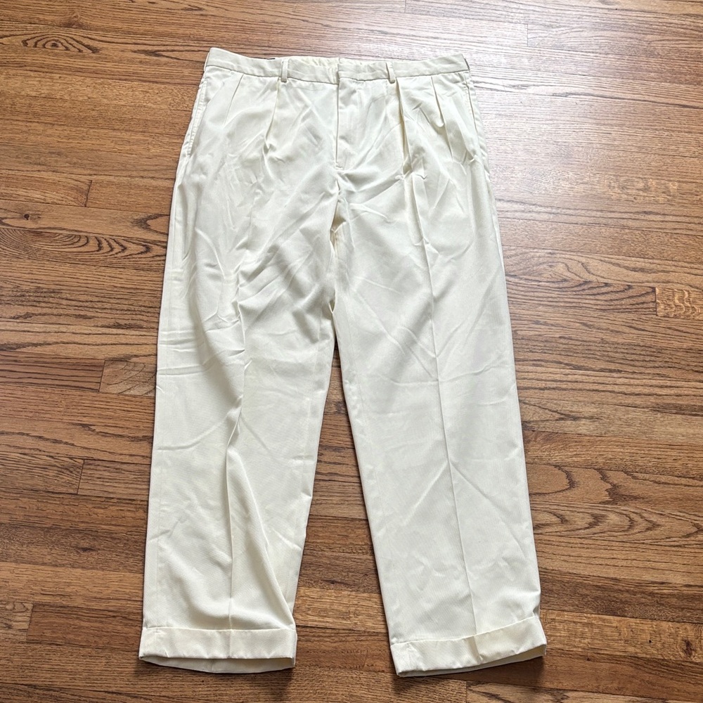 Polo Ralph Lauren Men's Light Summer Cream Pleated dress pants